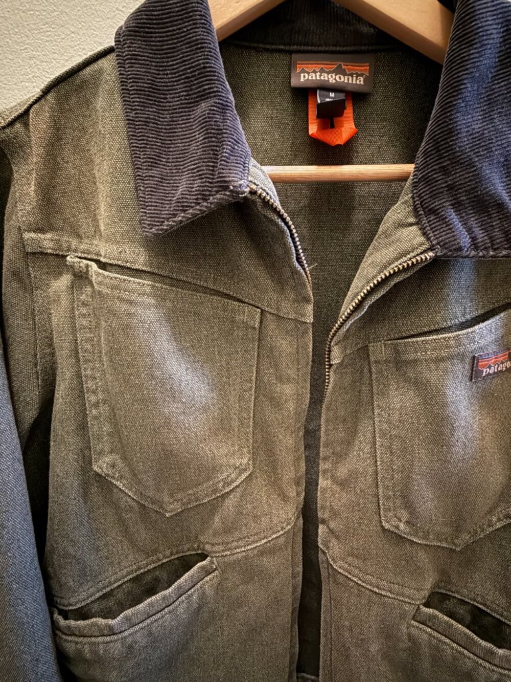 Patagonia four pocket utility jacket - Picture 3 of 10
